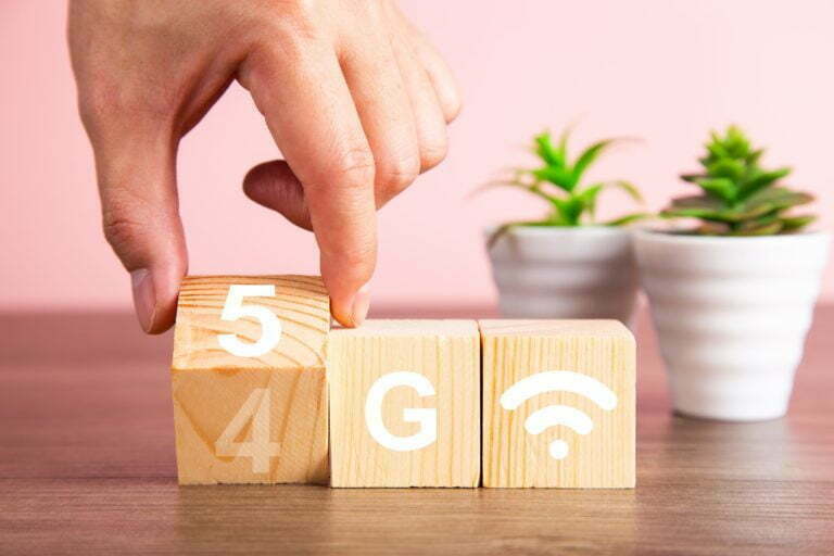 WOODEN BLOCKS WITH 5G